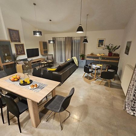 Aurora Apartman Ližnjan Kültér fotó
