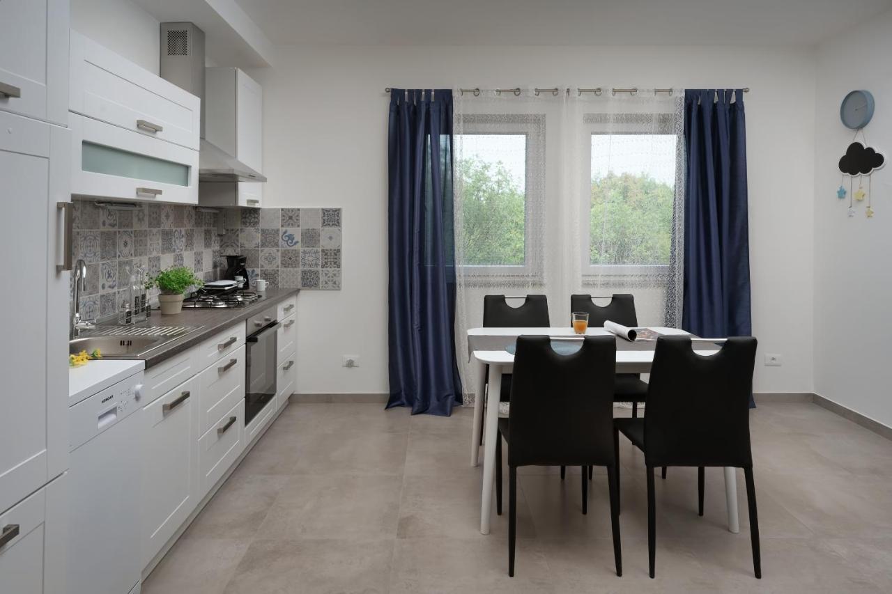 Aurora Apartman Ližnjan Kültér fotó