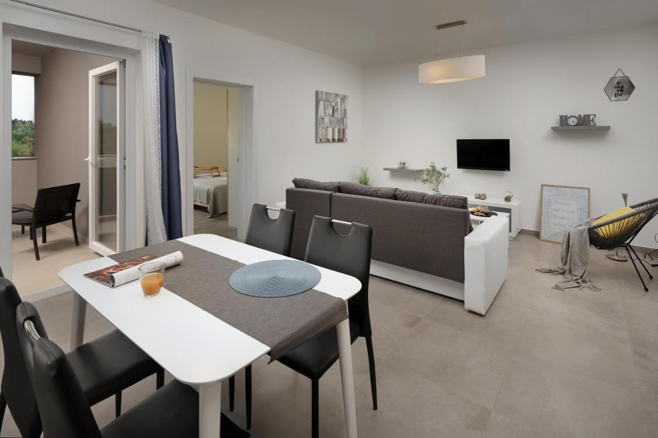 Aurora Apartman Ližnjan Kültér fotó