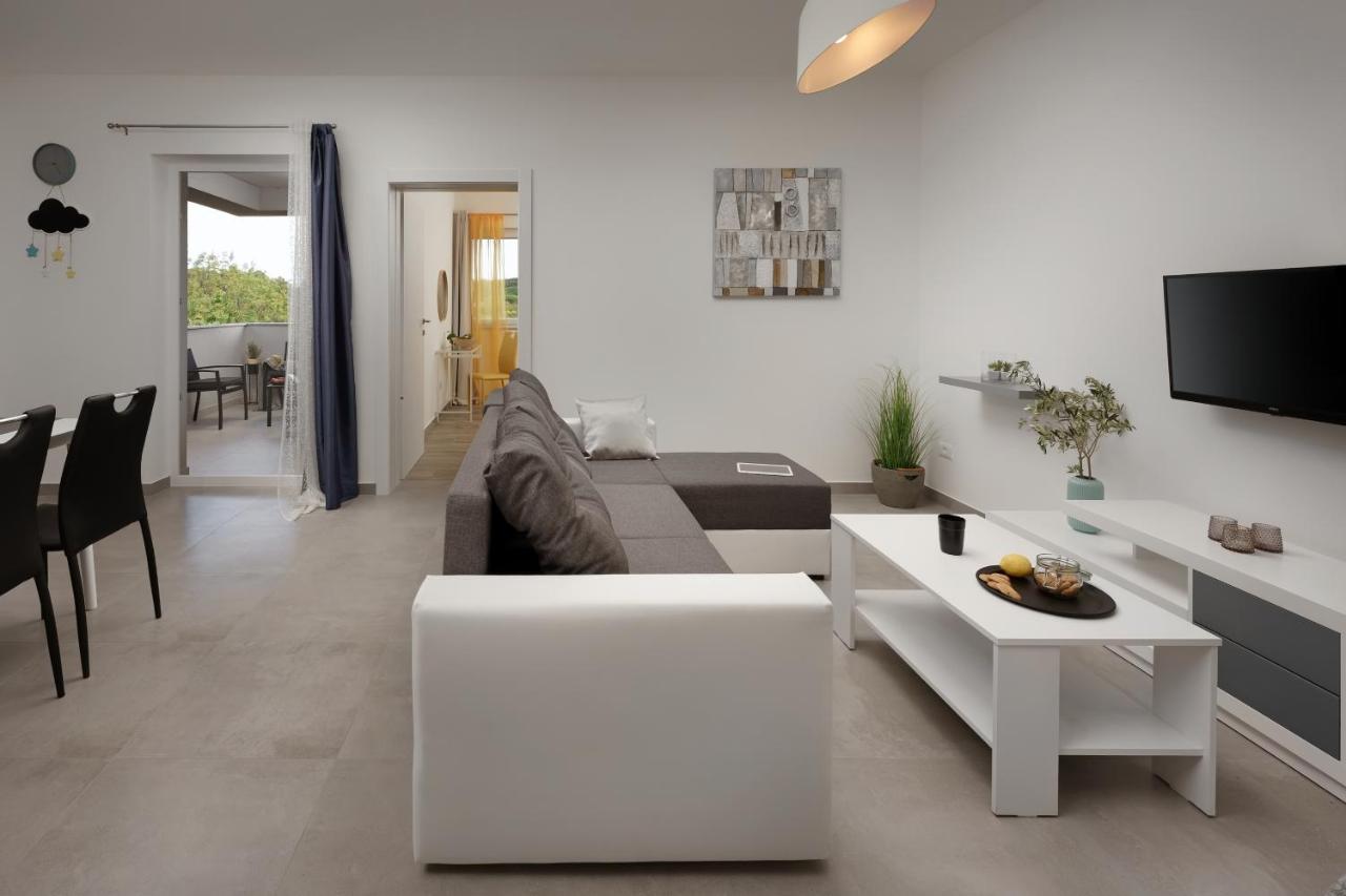 Aurora Apartman Ližnjan Kültér fotó