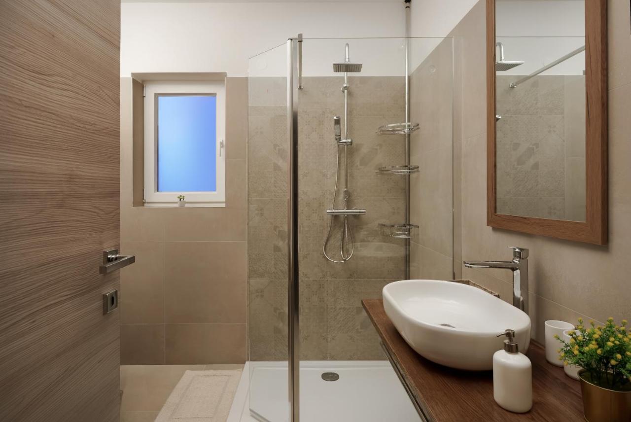 Aurora Apartman Ližnjan Kültér fotó