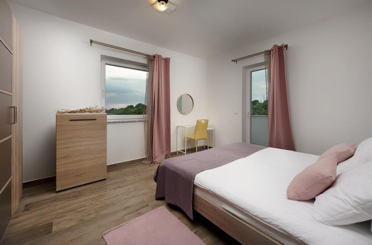 Aurora Apartman Ližnjan Kültér fotó