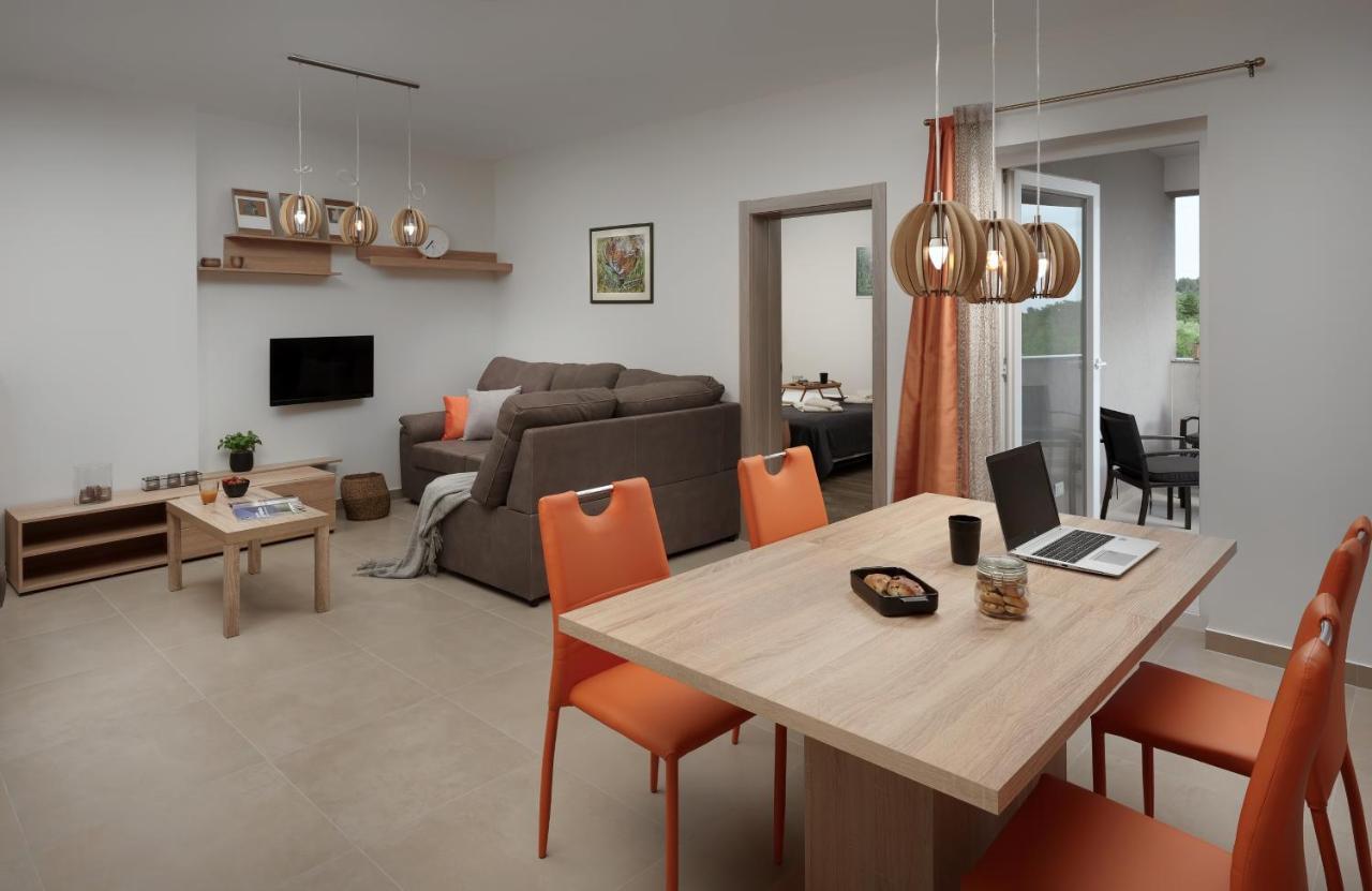 Aurora Apartman Ližnjan Kültér fotó