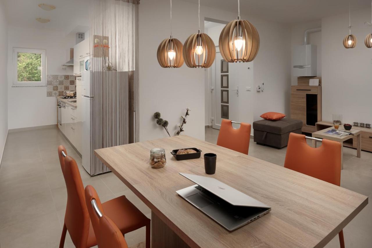 Aurora Apartman Ližnjan Kültér fotó